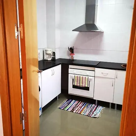 House With 3 Bedrooms In With Enclosed Garden And Wifi