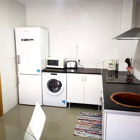 House With 3 Bedrooms In With Enclosed Garden And Wifi