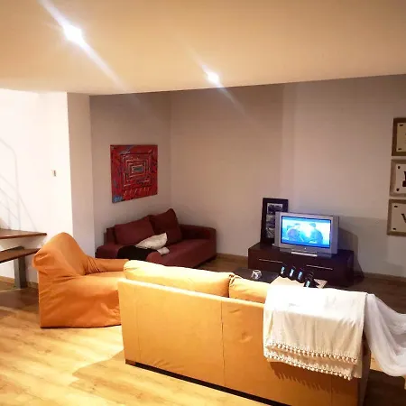 House With 3 Bedrooms In With Enclosed Garden And Wifi