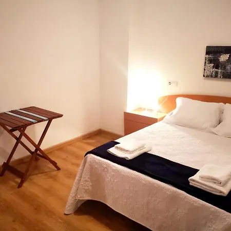 House With 3 Bedrooms In With Enclosed Garden And Wifi Carracedelo